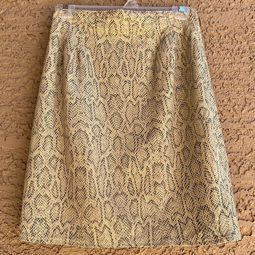 VINTAGE SNAKESKIN HIGH WAISTED PENCIL SKIRT (UK 6 USA 4)